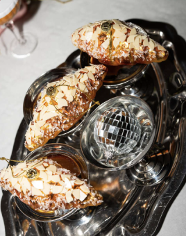 kerstbal amandel croissant