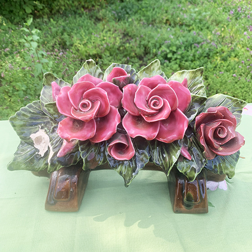 majolica ceramic flowers - pink/red